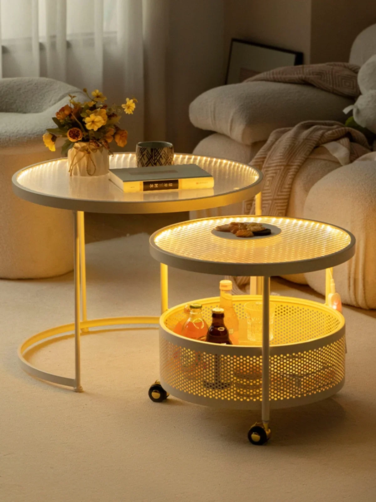 nie mała jednostka kremowa wiatr Changhong szklany stolik do herbaty salon Xiaohongshu 2023 nowa okrągła kombinacja lekkich luksusowych