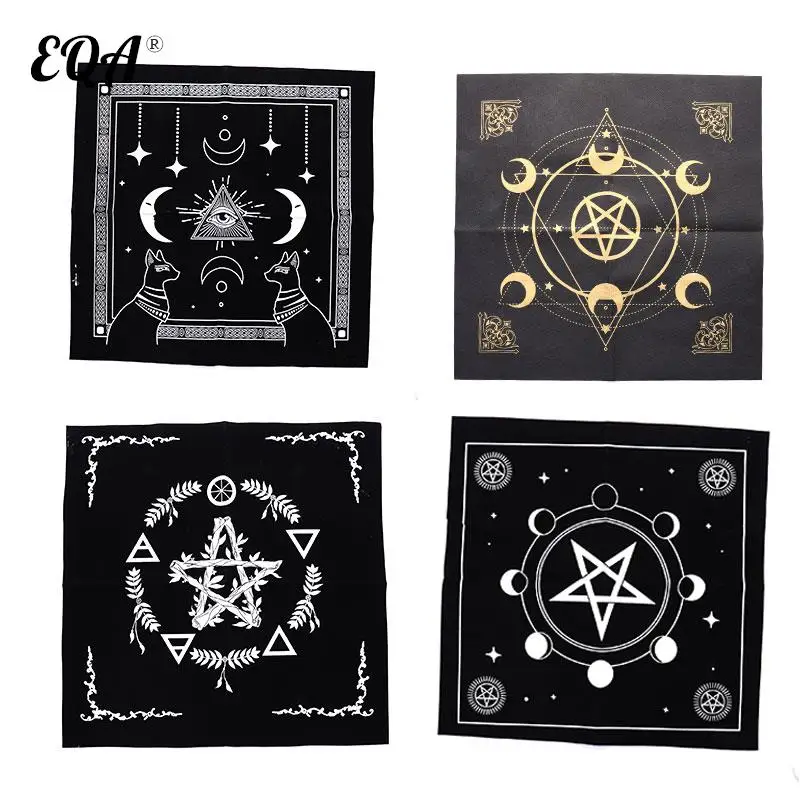 

1pc Tarots Tablecloth Triple Moon Pentagrams Pagan Altar Cloth Flannel Tarots Cloth Divination Astrology Board Game 49x49cm
