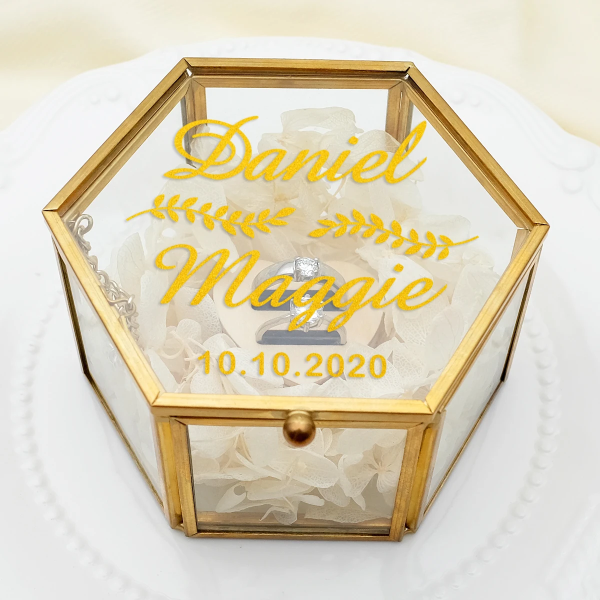 Custom Eternal Flower Ring Holder DIY Wedding Ring Box Hexagonal Glass Ring Box Geometrical Jewelry Storage Box Engagement Gift