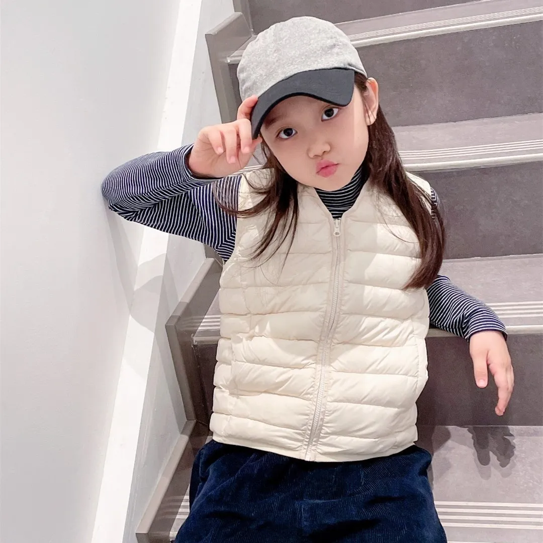 

Детский однотонный светильник пуховой жилет для мальчиков и девочек, 90 белый утиный пух, теплый жилет, универсальный жилет, детские топы