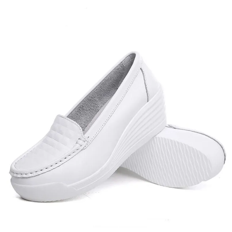 

Women White Nursing Shoes Height Increasing Sneakers Woman Nurse Clogs Walking Shoes Non Slip Hospital Platform Loafers Wedges