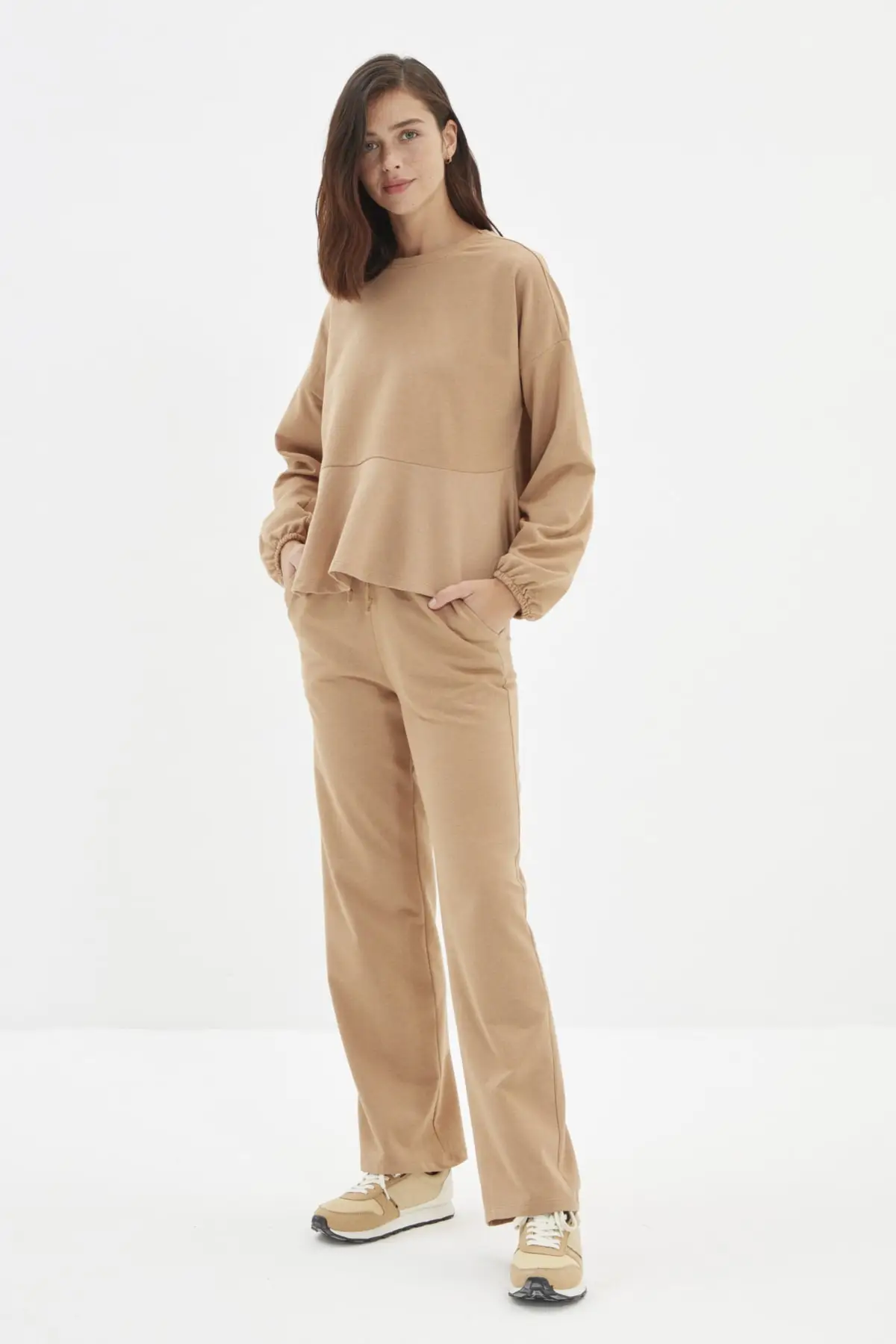 

Trendyol Black Recycle Fabric Knit Bottom-Top Suit THMAW22AU0332