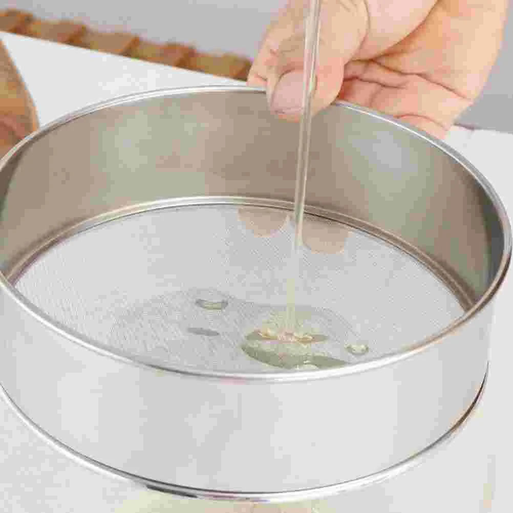 

Flour Sifter Sieve Mesh Baking Strainer Fine Stainless Steel Round Filter Shaker Kitchen Sugar Cake Strainers Sifting Skimmer