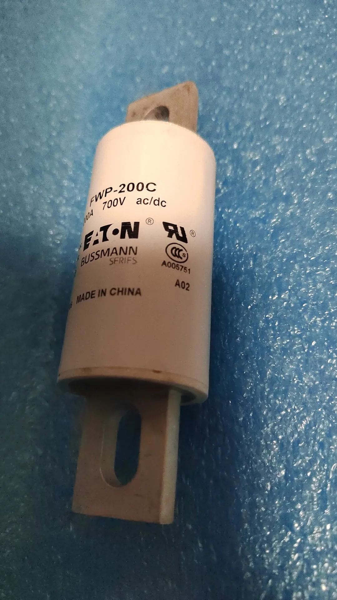 ETN Новый энергетический автомобильный предохранитель BUSSMANN FWP-200A ACDC700V