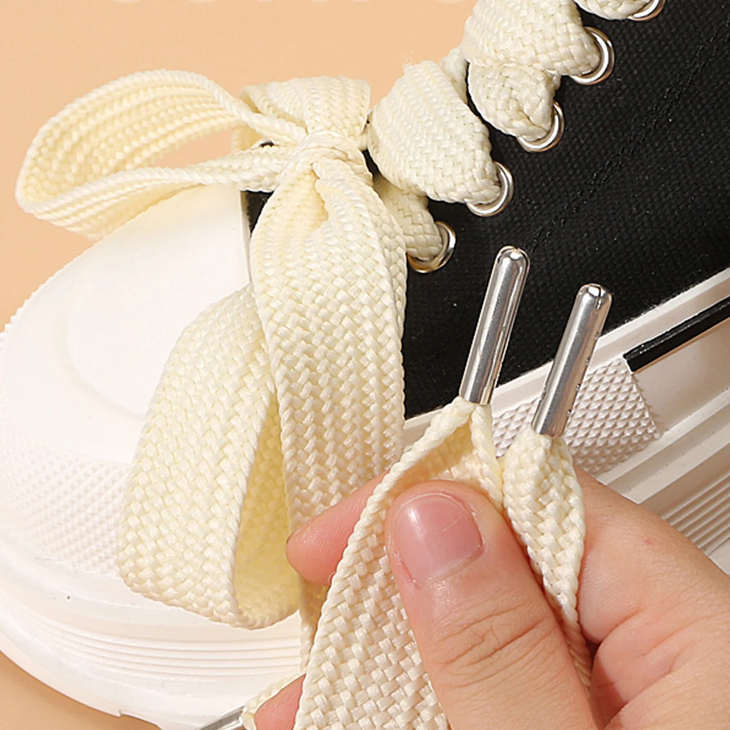 

Simple Design Classic Shoe Laces Candy Color Flat Shoelaces For Sneakers Laces Shoe Strings 2.2cm Width High-quality Shoelace