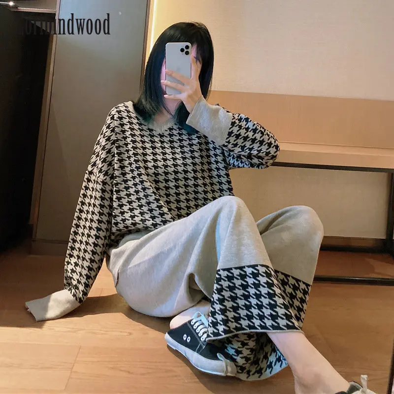 

2022Autumn and Winter Small Fragrance Houndstooth Knit Suit V-neck Sweater Top Straight Wide Leg Pants Trousers Two-piece Female