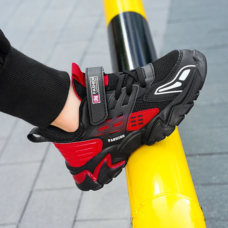 Summer Fashion Children's Outdoor Sports Shoes Boys Running Walking Shoes Breathable Soft Sole Casual Light Sneakers Shoes