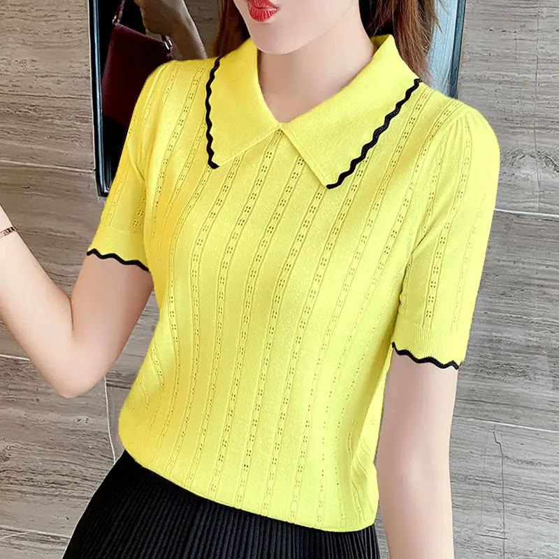 Short-sleeved t-shirt women's hollow knitted sweater 2022 summer new Korean  doll collar slim-fit contrast color top