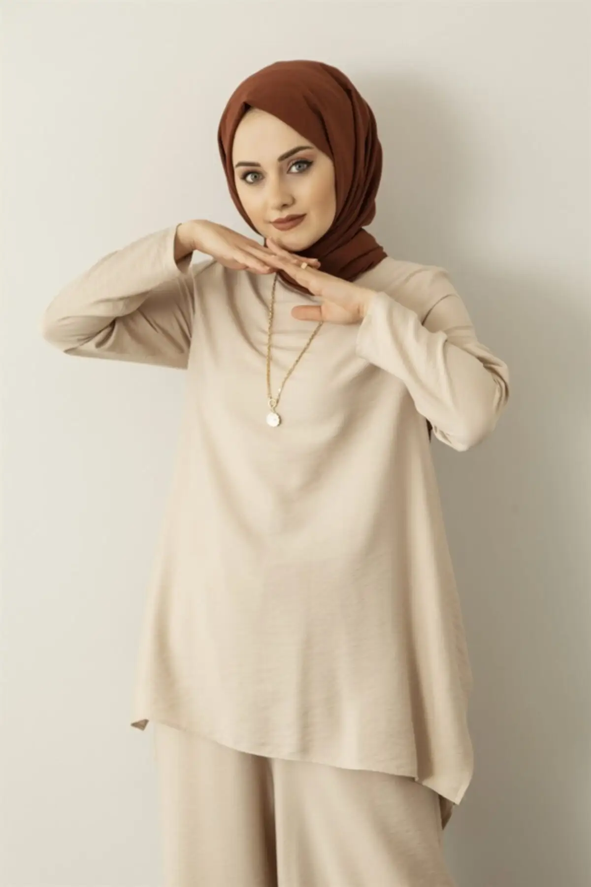 

Women Stone Side slit Team Women Muslim Suit