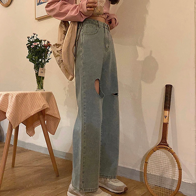 2022 streetwear Heart shaped hole  jeans for women high waist mom jeans vintage Black denim pants Full Length trouser Harajuku
