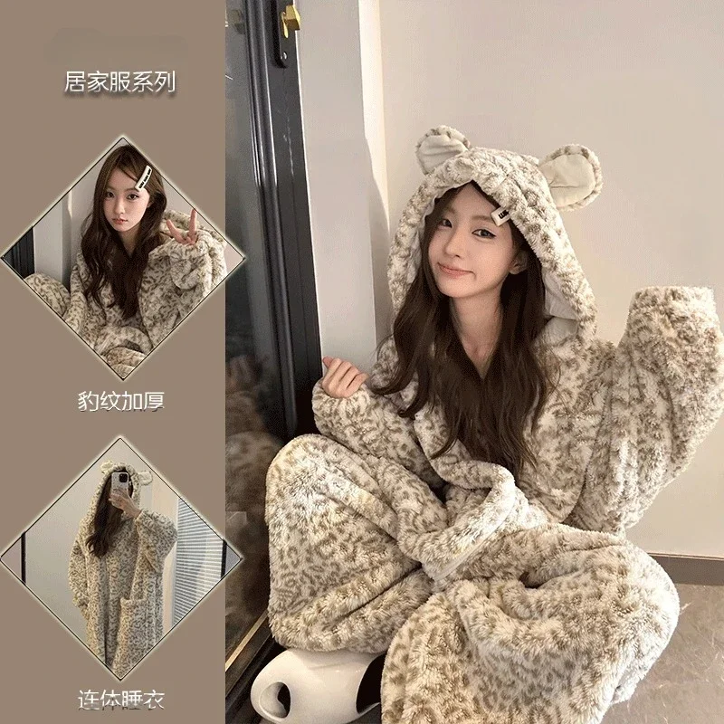 Бархатная Пижама-комбинезон с леопардовым принтом кораллового цвета новая