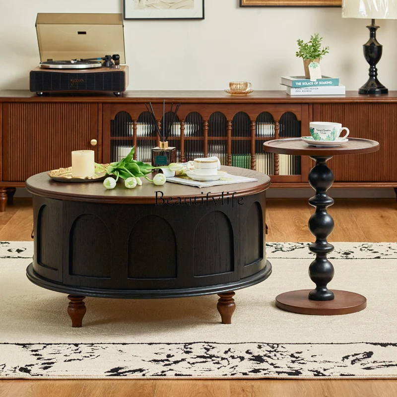 Небольшой приставной столик из цельного дерева во французском стиле ретро