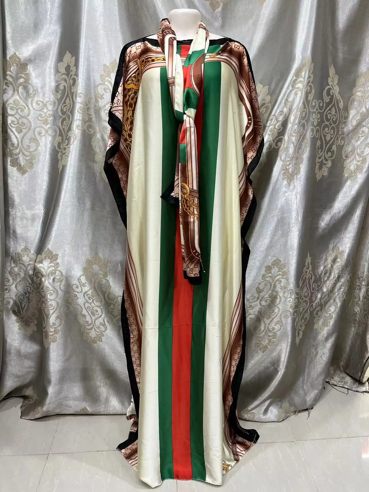 Dubai African Dresses For Women Muslim Fashion Abaya Nigerian Clothes Ankara Dashiki Long Dress Embroidered Kaftan Robe Djellaba