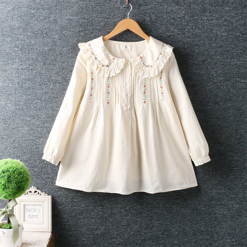 

Новинка Весна 2022 женская одежда литературный милый кукольный воротник вышитый однотонный топ из хлопка и льна рубашка с длинными рукавами