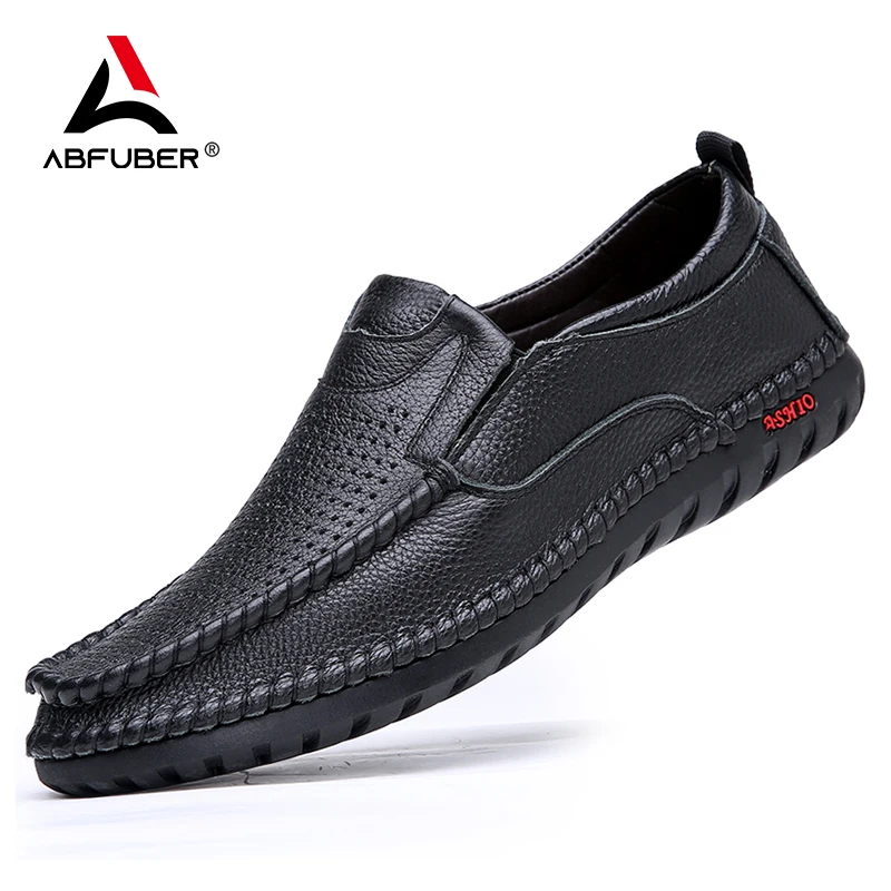 Italian men Shoes Casual Luxury brand Summer Mens Loafers Genuine Leather Moccasins Hollow out Breathable Slip on Driving Shoes.