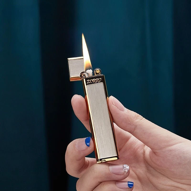 

New Lightweight Ultra-thin Retro Grinding Wheel Kerosene Lighter Portable Open Flame Lighter Men's Gift Smoking Accessories