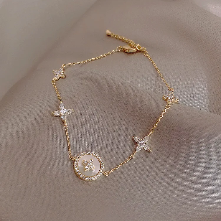 

Ins Zircon Star Bracelet Niche Bracelet Cold Wind High-end Alloy Bracelet Designer Jewelry Light Luxury Bracelet For Women