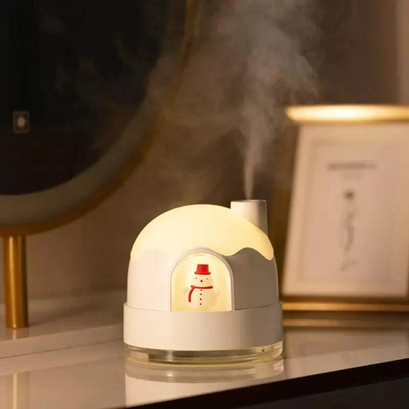 

New Portable Air Humidifier Cute Snowman Desktop Night Light USB Home Car Mute Mini Purifie Ultrasonic Aromatherapy Diffusers