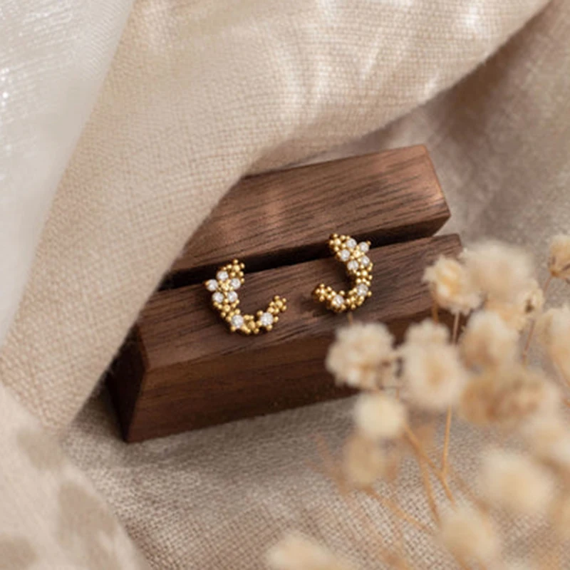 

Женские серьги-клипсы для пирсинга, из стерлингового серебра 925 пробы, с золотыми кристаллами и цирконами, 2022