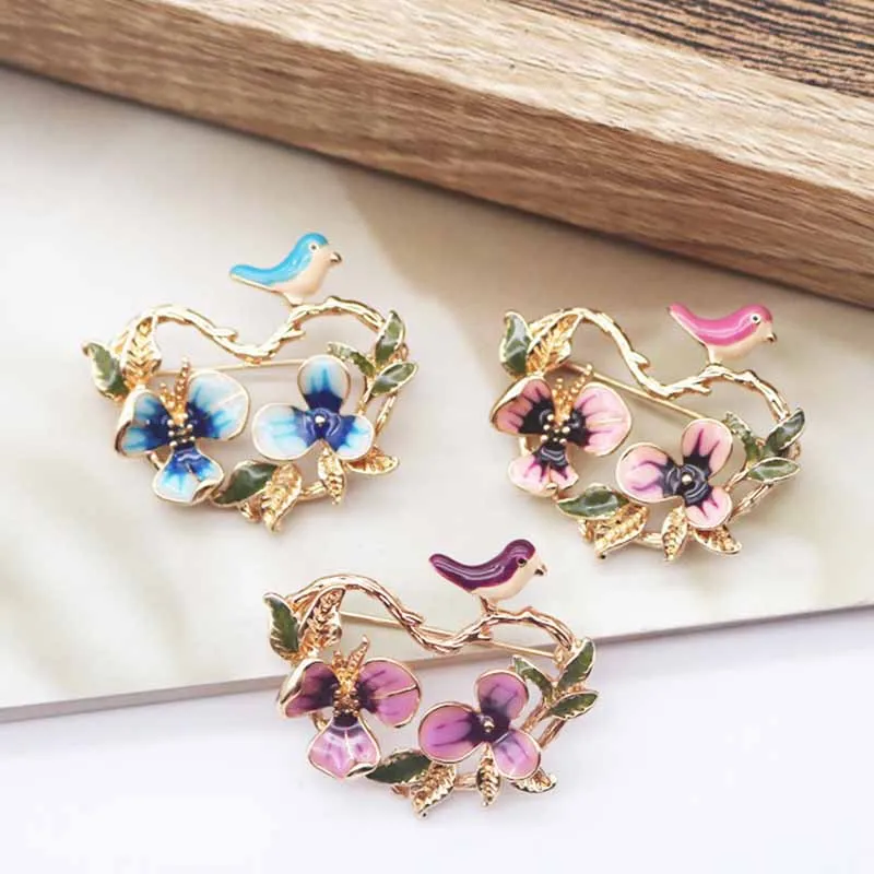 

Brand New Arrival Brooch Lovely Enamel Flower Bird Brooches For Women Party Casual Brooch Pins Gifts Costume Jewelry