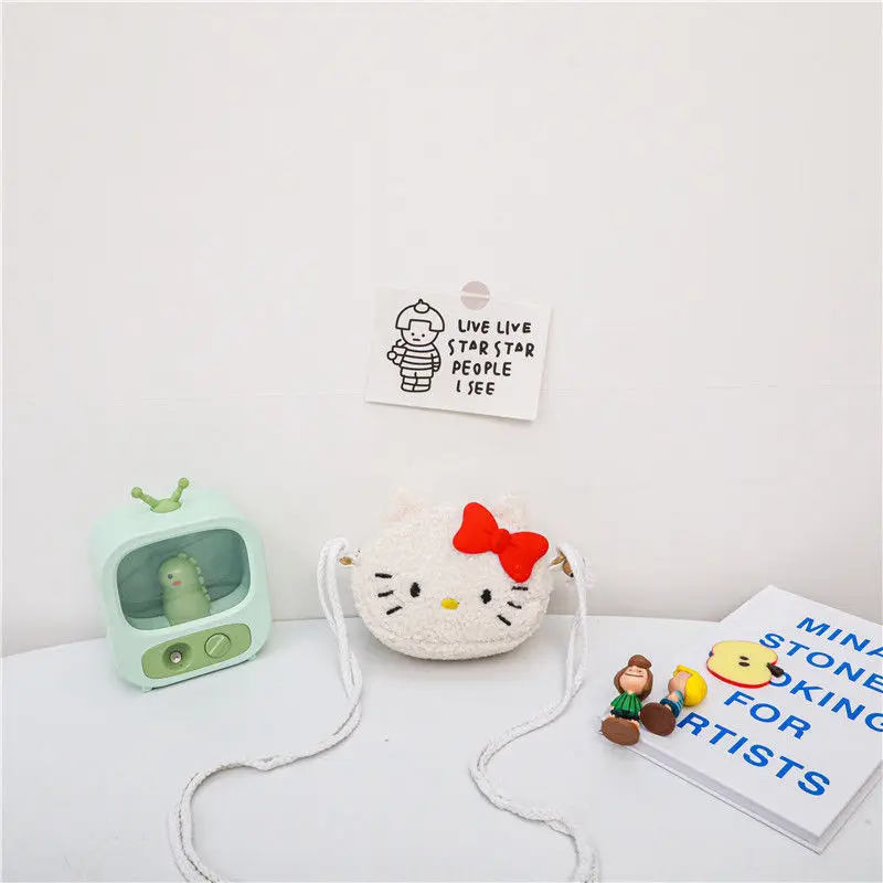 

Hello Kitty Plush Bag New Year Children 2021 New Cartoon Plush Girls Messenger Bag Cute Winter Small Backpack