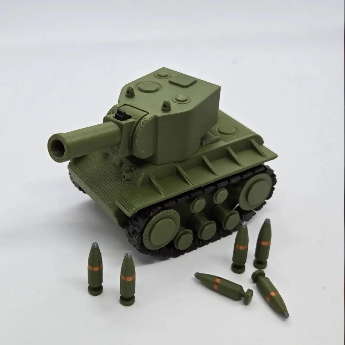 Фото Танк в стиле милитари с 3D-печатью - запускаемая игрушка-пуля с вращающейся башней и интерактивной технологией боевой моделирования для подарка №4