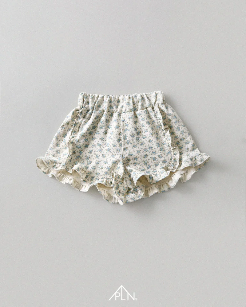 2023 Summer New Elastic Waist Auricularia Lace Casual Fragmented Short  Trouser woman  Sexy Slim Flower Women's Shorts