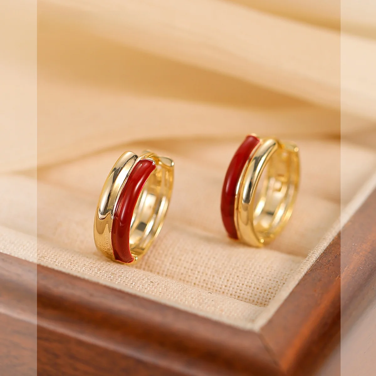 Женские серьги одинакового цвета с французской росписью винно-красного новинка