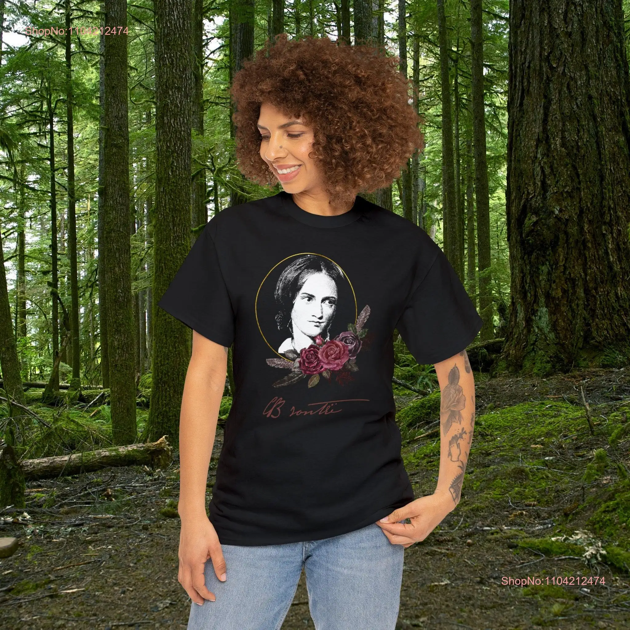 Женская футболка Charlotte Bronte в литературе с подписью Джейн Эйр для писателя
