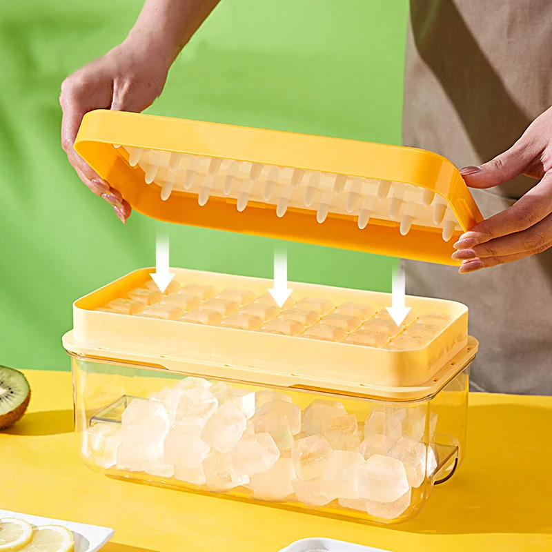 

32 Grid Ice Tray With Lid Plastic Ice Mould Home Kitchen Bar Accessories Creative DIY Square Ice Cube Mold Refrigerator Ice Box
