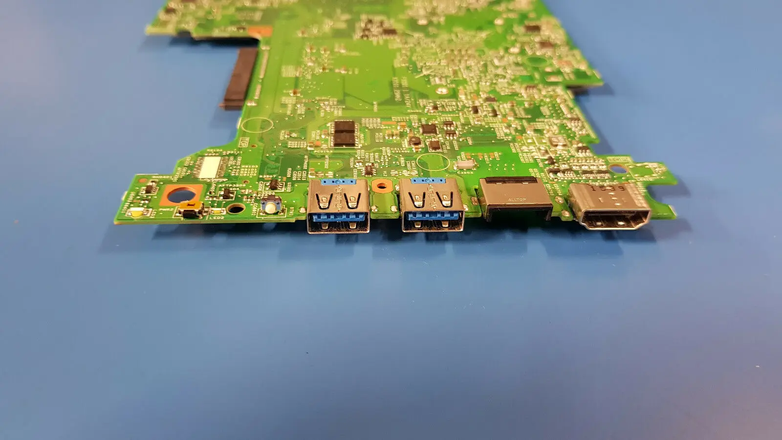 

Genuine FOR Lenovo Yoga 500-14ACL Motherboard 5B20J46137 A8 7410 FP4