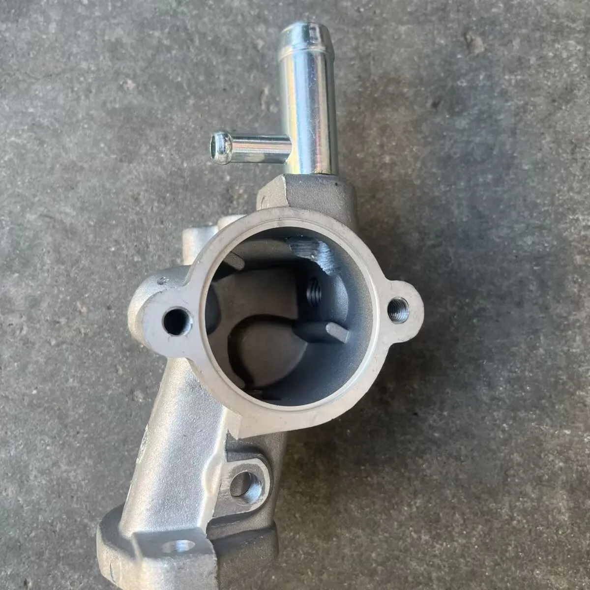 SMW 250606 Корпус термостата подходит для бензинового двигателя Great Wall Haval H3 H5 Wingle 3 5 6