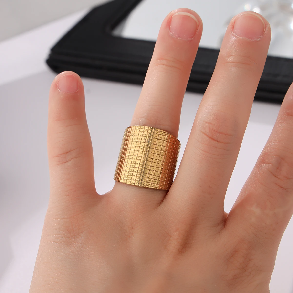 Original Design New Ring Personalized European and American Fashion trendsetter Ring Brass Gold Plated Men's and Women's Rings