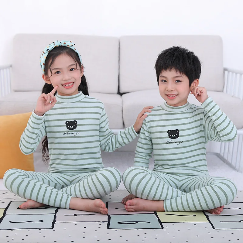 Термобелье для мальчиков и девочек осенне-зимнее в полоску |