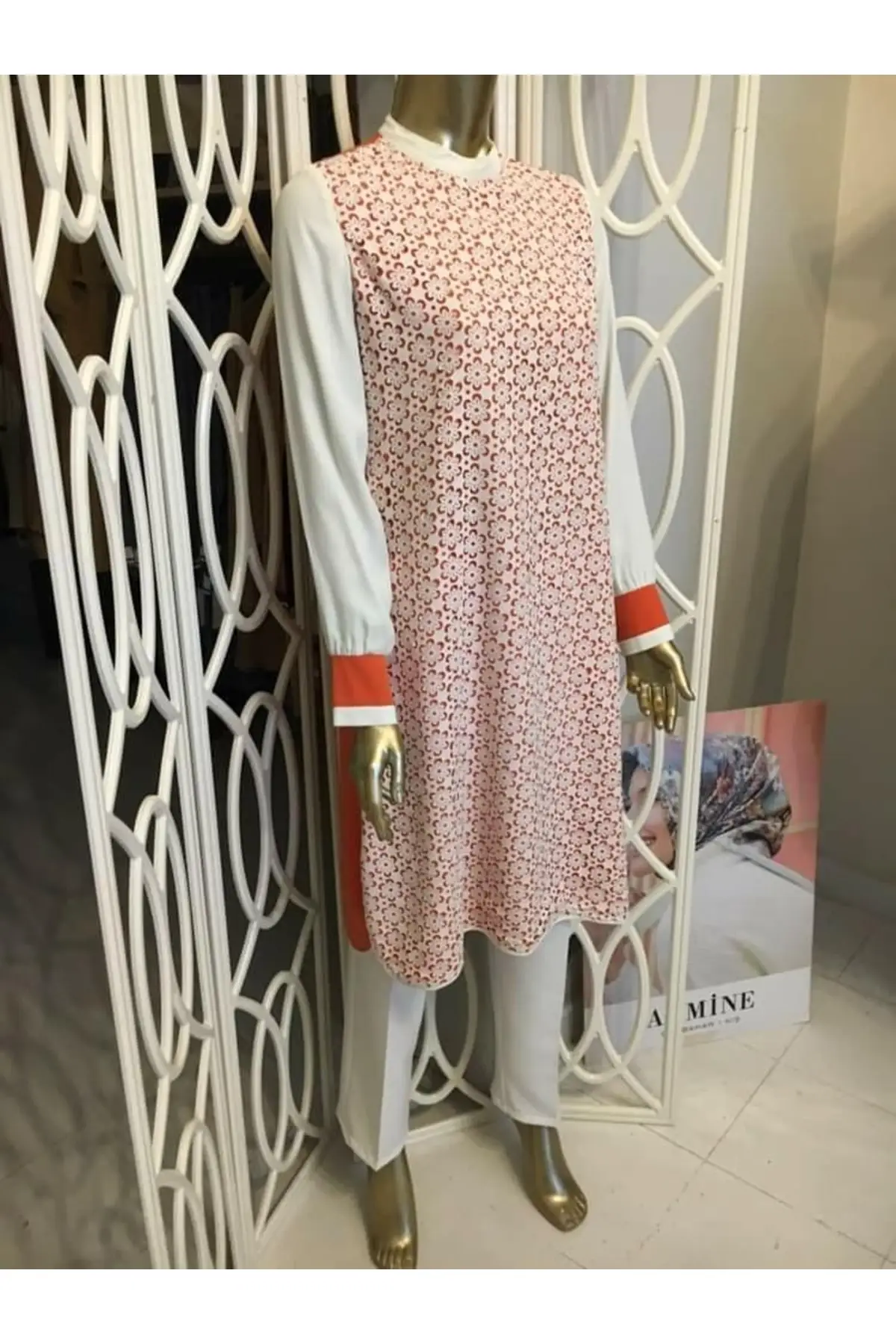 Рисунок 4 - Женское стильное повседневное платье-туника