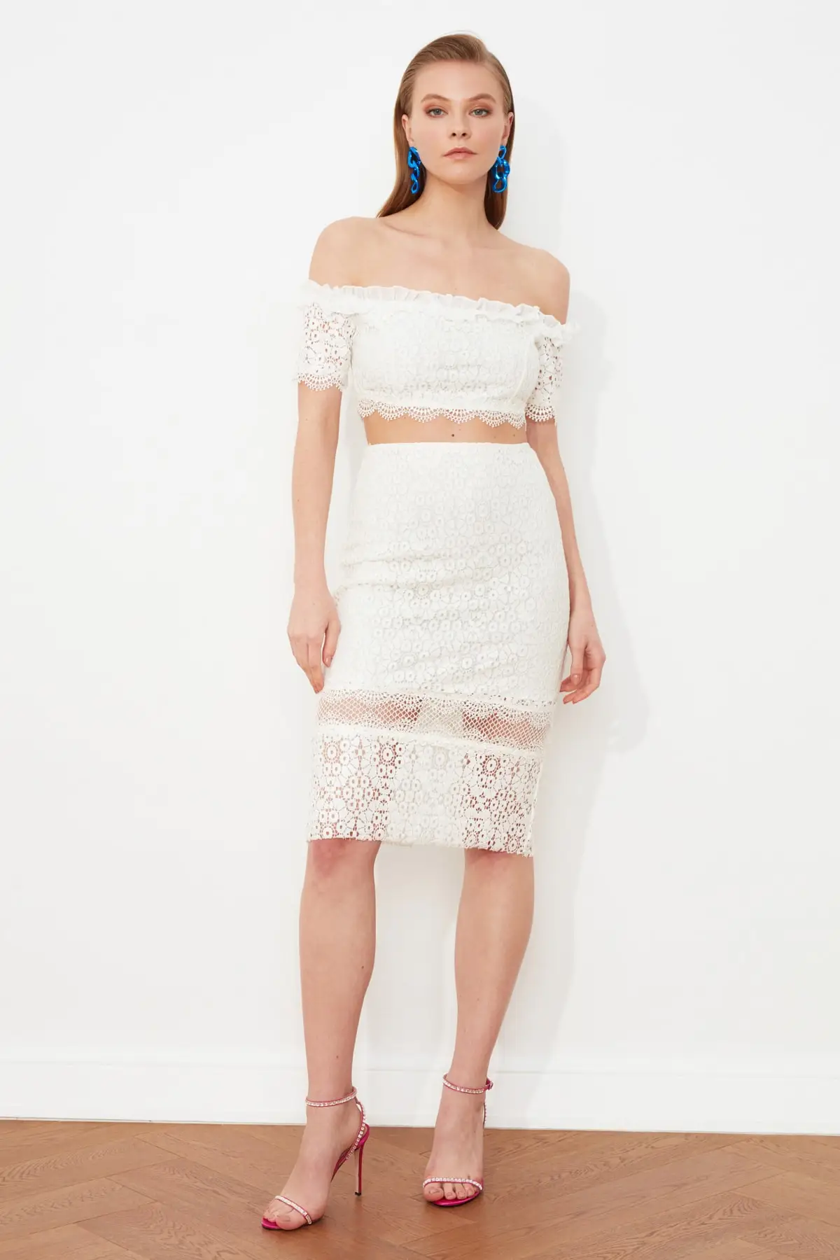 

Ленточный аксессуар для юбки Trendyol TPRSS21ET0372