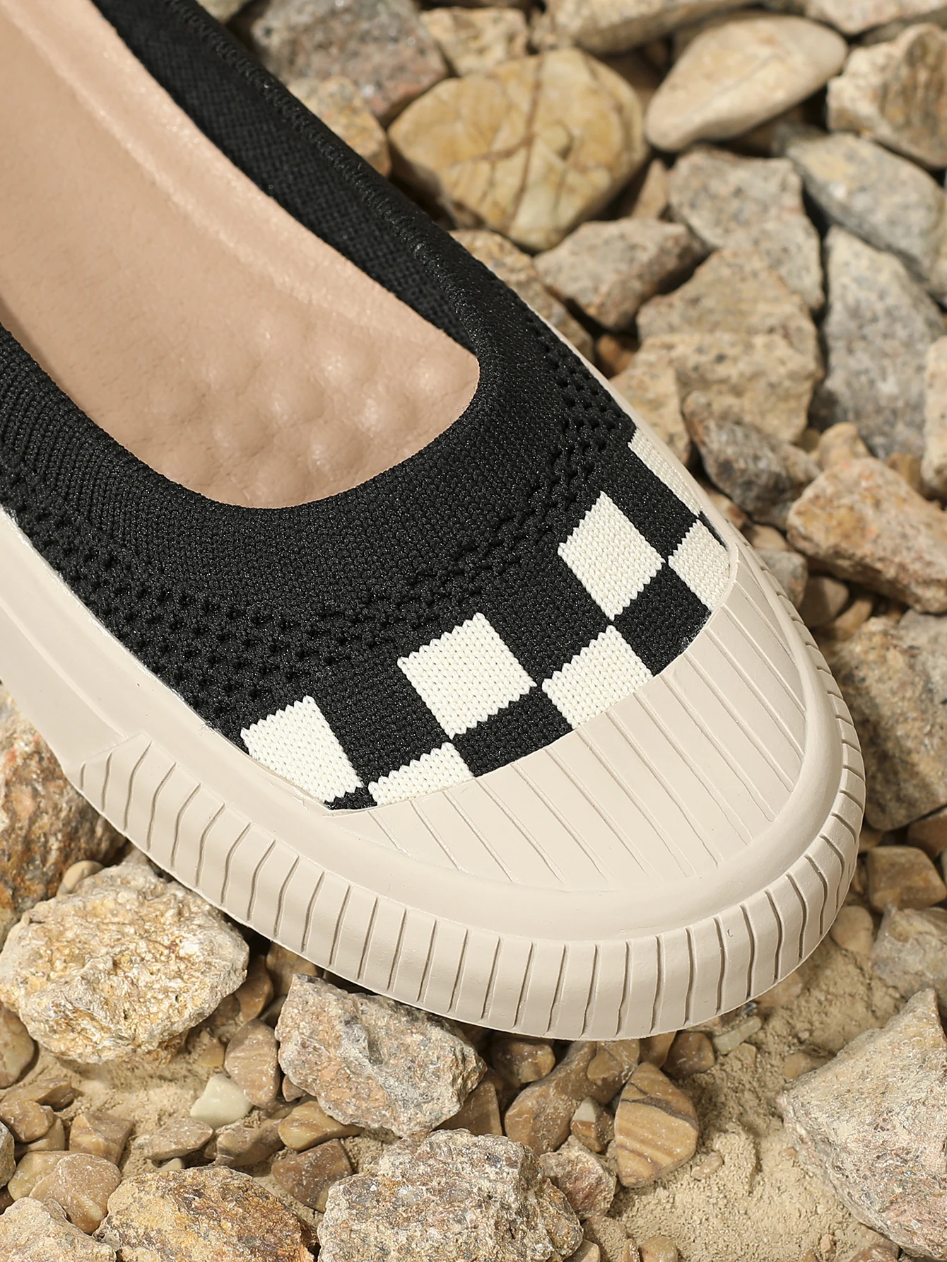 Рисунок 5 - Туфли Unykosnp женские с вулканизированной