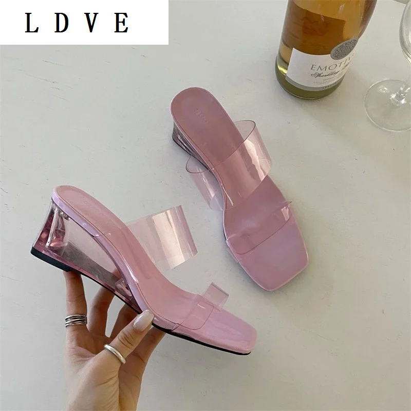 

Korean 2021 version of the summer new fashion slope with one-word slippers, high-heeled transparent sandals and slippe