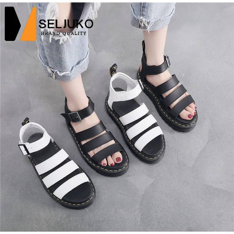 

Босоножки мартинсы женские с открытым носком, римские сандалии на платформе, пляжная обувь с пряжкой, кожаные, с открытым носком, на лето