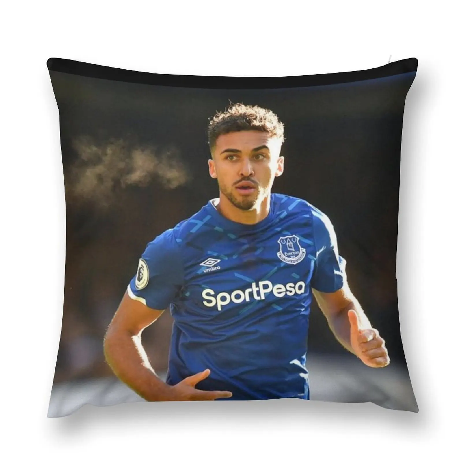 Рождественская декоративная подушка Dominic Calvert-Lewin #545 для дома