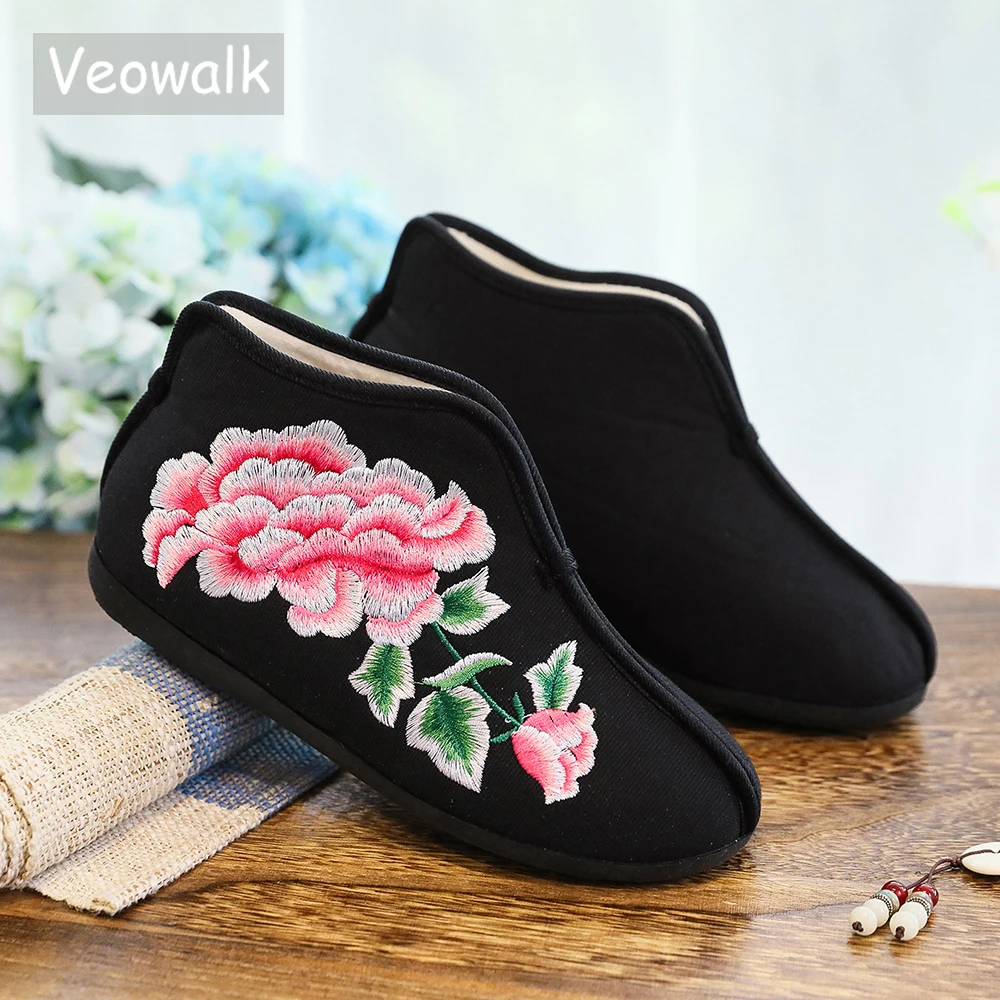 

Veowalk Winter Women Warm Thick Cotton Fabric Lining Short Boots Comfortable Ankle Booties Retro Ladies Embroidered Shoes