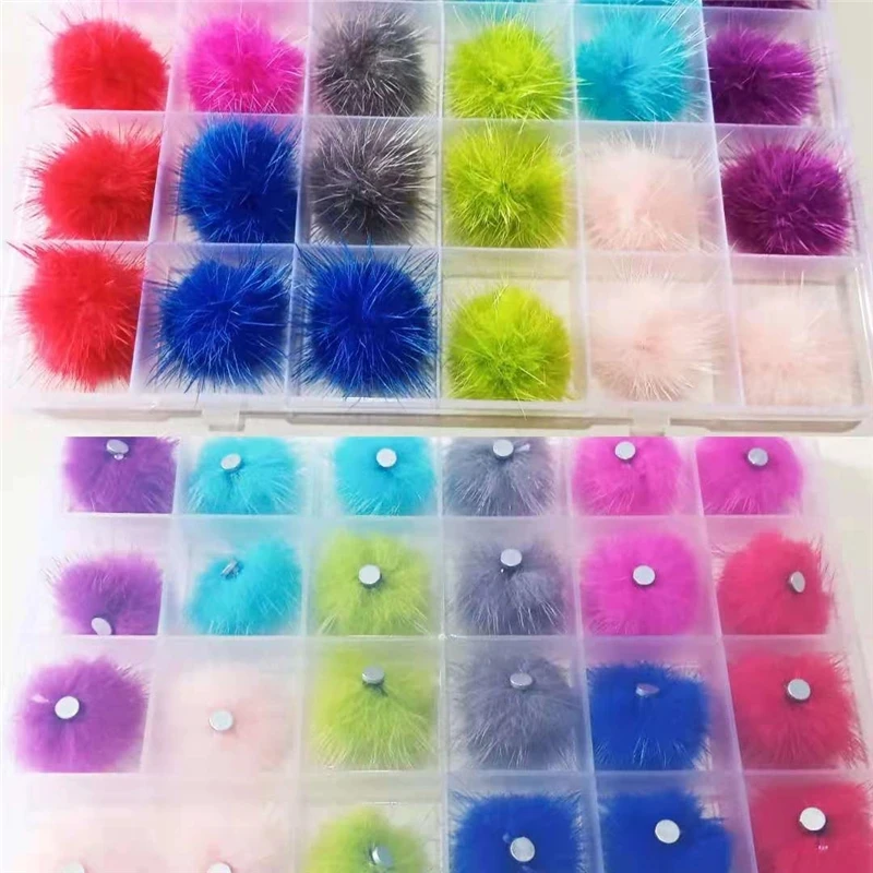 

24 шт./коробка, магнитные помпоны для ногтей