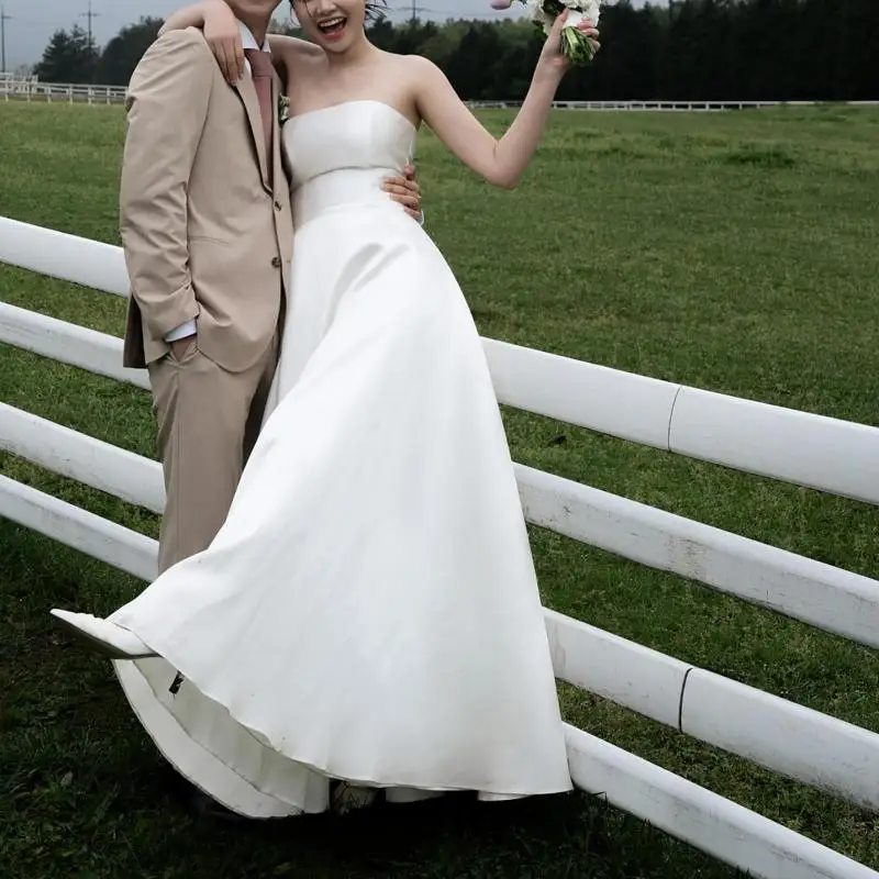 Простое женское свадебное платье трапециевидной формы Классические пикантные
