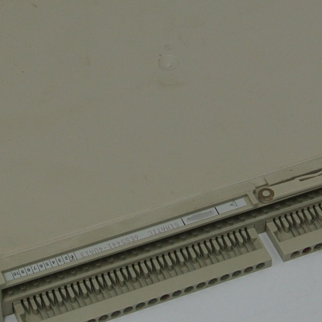 

6GK5101-1BB00-2AA3, используется в хорошем состоянии