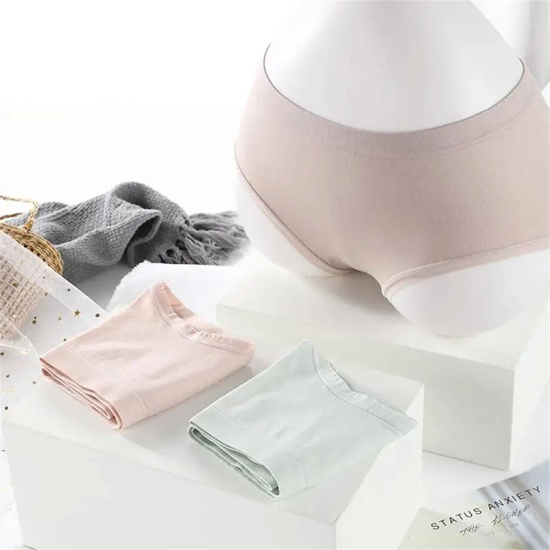 Женские трусики в серебряной коробке с графеновой средней талией женские