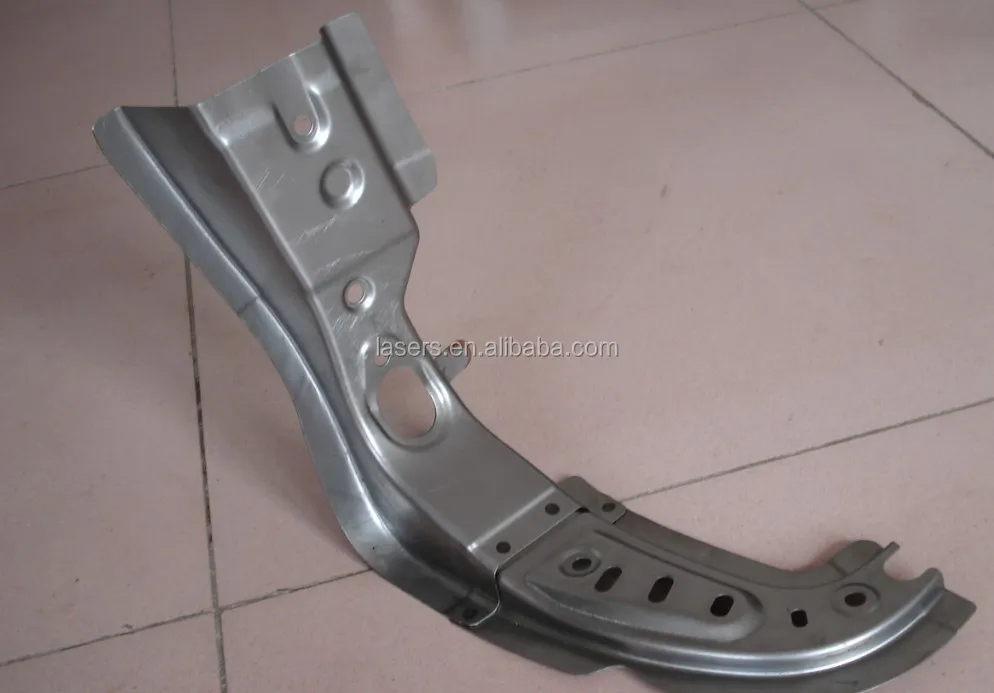 Робот автоматический лазерный сварочный аппарат по металлу цена на пресс-форма