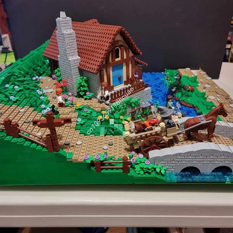 Фото 4929 деталей MOC: Модель Хоббитон, Секция 4. Архитектурный конструктор DIY. Подарки на фестивали. Креативные идеи. Игрушки-кирпичики. Подарок на день рождения. №2