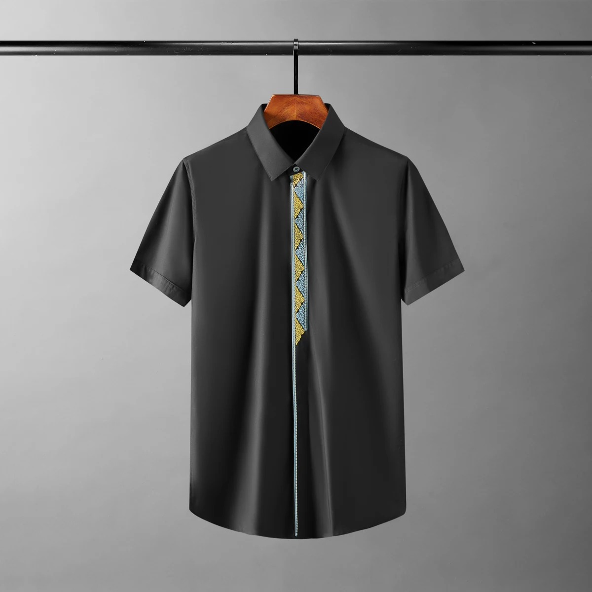 2022 Male Shirts Luxury Royal Embroidery Short Sleeve Casual Mens Dress Shirts Fashion Slim Fit Party Man Shirts Plus Size 4xl