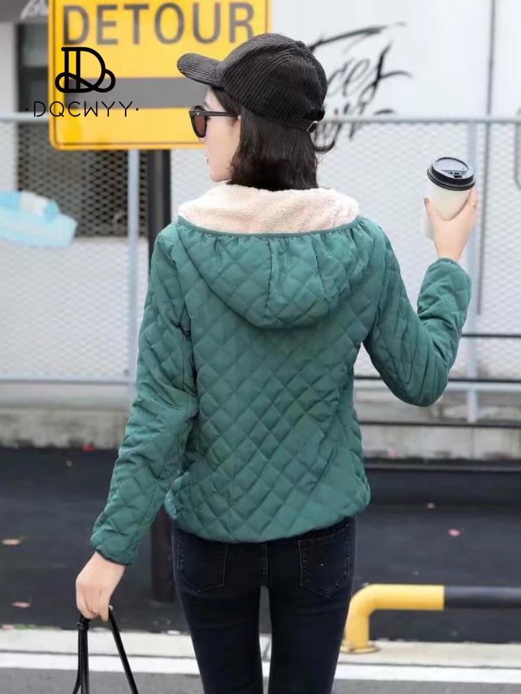 Рисунок 3 - Парка женская, модная облегающая