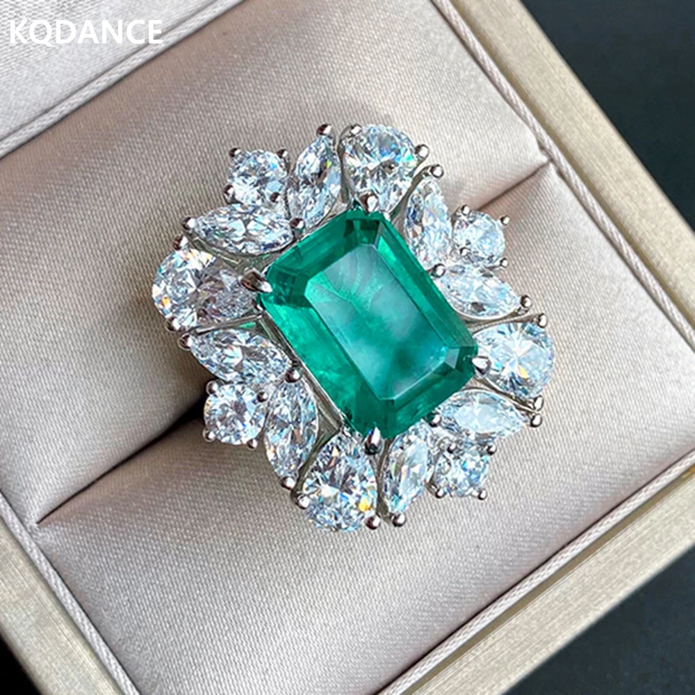 

Кольцо женское из серебра 925 пробы с крупным камнем